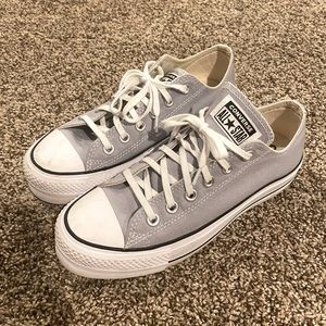 Converse All Stars Sneakers, size 8